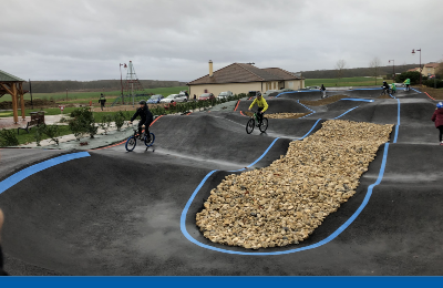Image mise en avant - STUCKANGE (57) - A installé une pumptrack